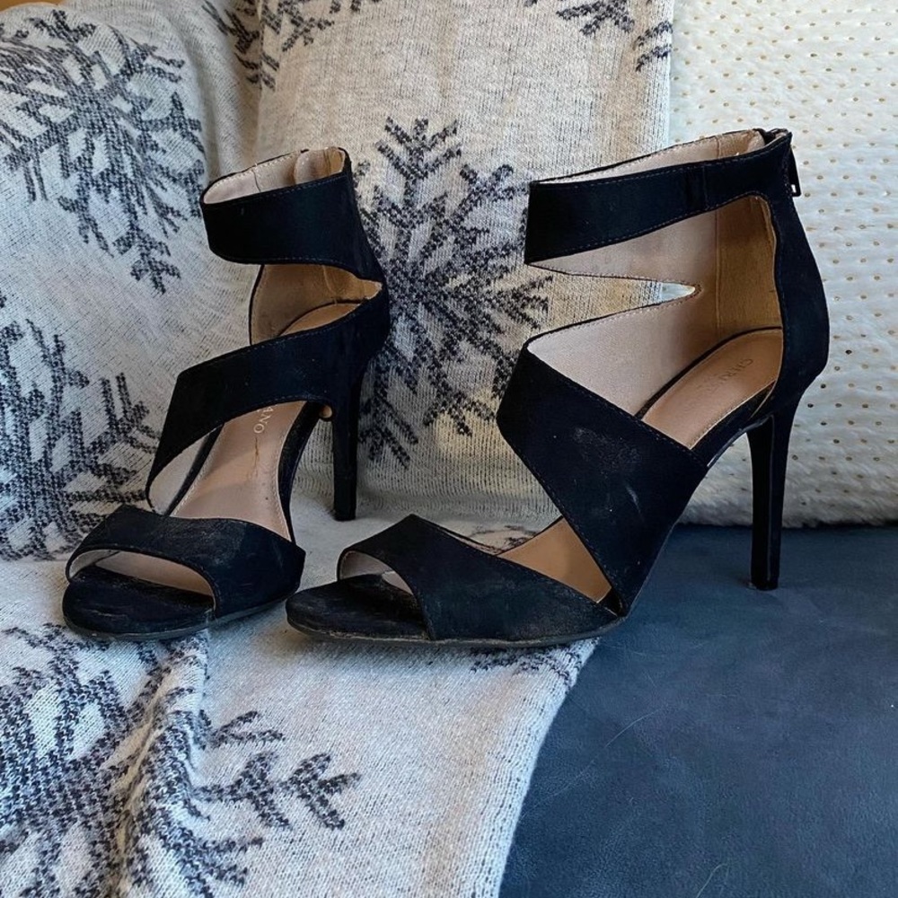 Black strapped heels